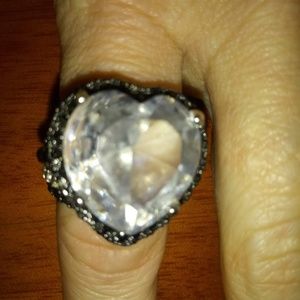 Size 6 or 7 Crystal Heart (fake) black diamon Ring